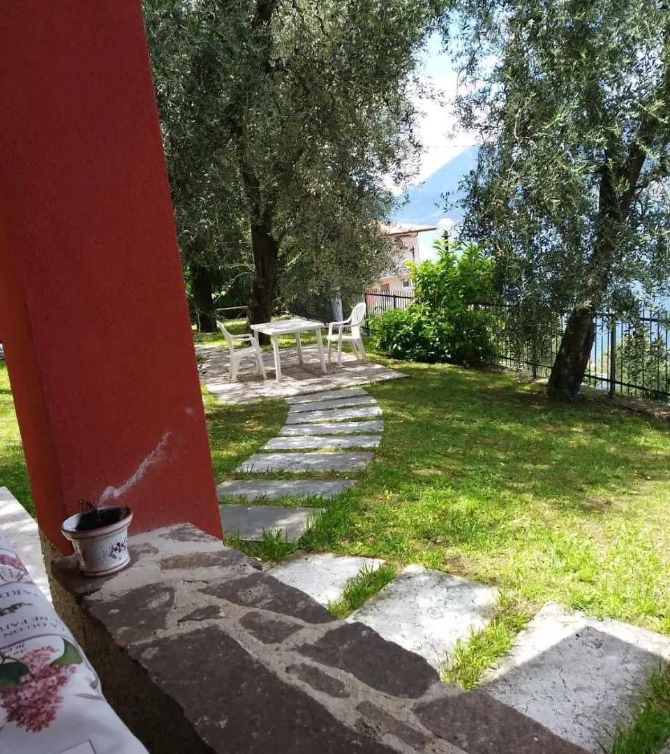 B&B Lil Brenzone sul Garda 3*,