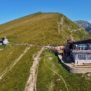 Rifugio Chierego - 1911m Brenzone sul Garda
