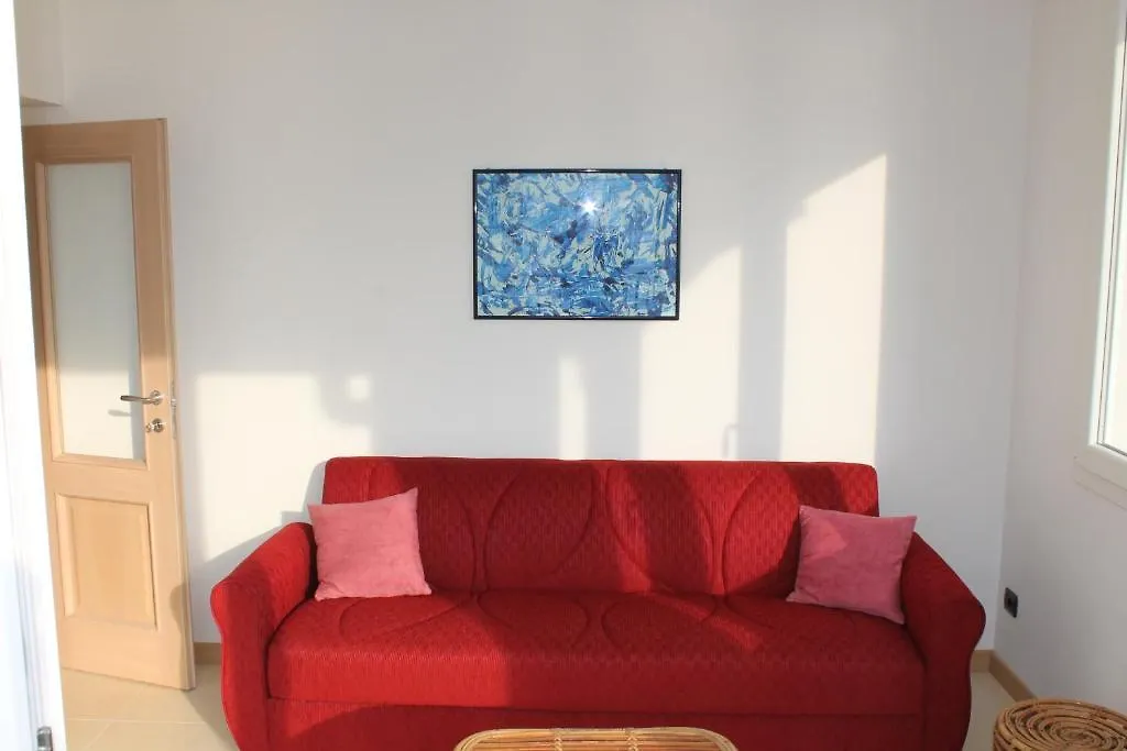 B&B Lil Brenzone sul Garda Bed & Breakfast