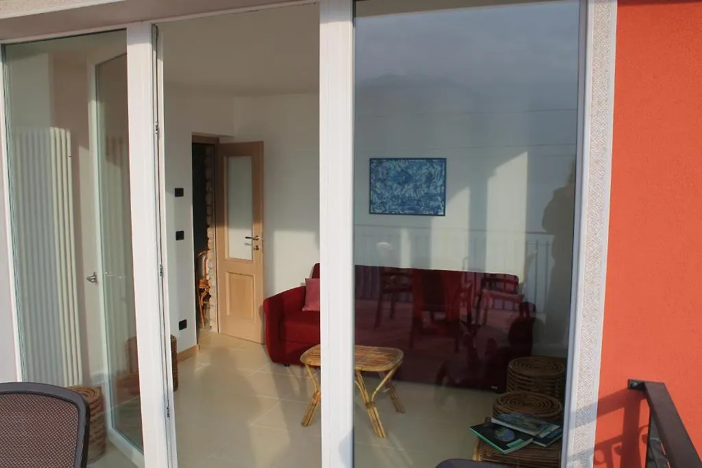 *** Bed & Breakfast B&B Lil Brenzone sul Garda Italy